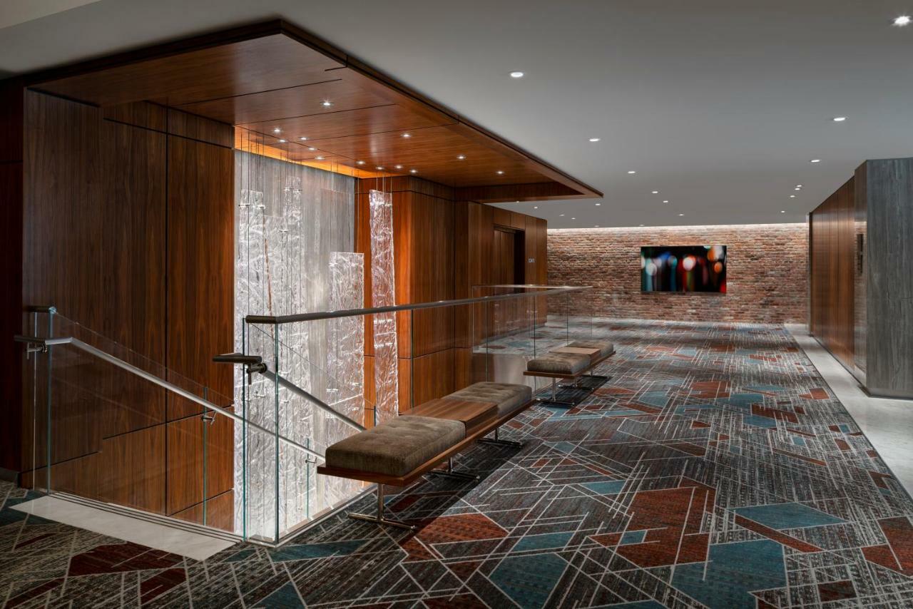 Courtyard By Marriott Downtown/convention Center Hotel Washington